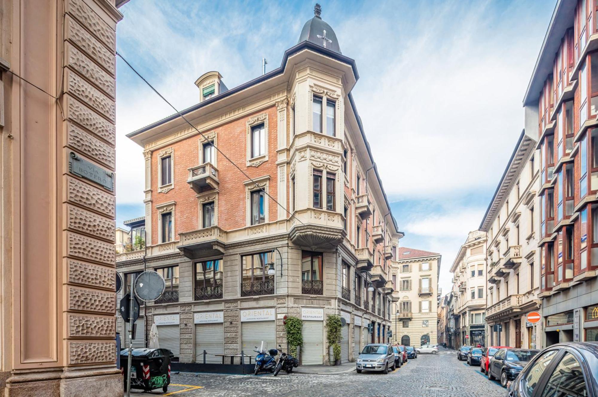 Piazza Castello Central Studio Turin Exterior photo
